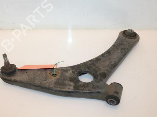Used Right front suspension arm MITSUBISHI COLT VI (Z3_A, Z2_A) 1.3 (Z21A) (95 hp) 15320168