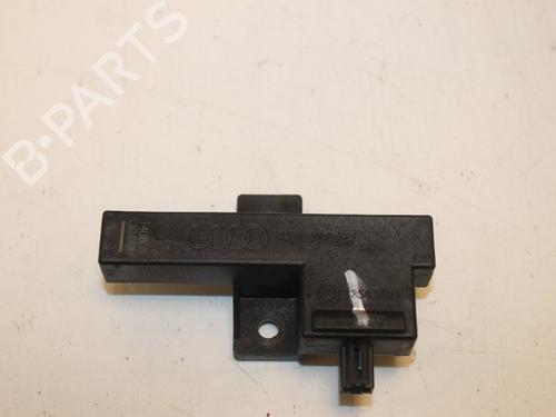 Antenne/Base VW TOUAREG (7P5, 7P6) 3.0 V6 TDI (262 hp) 15315861