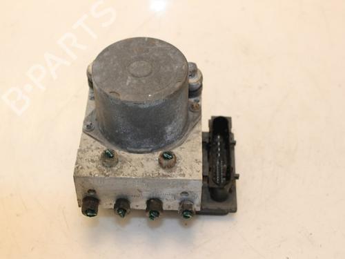 Used ABS pump OPEL CORSA C (X01) 1.4 Twinport (F08, F68) (90 hp) 15326848
