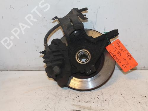 Used Right front steering knuckle PEUGEOT 306 Break (7E, N3, N5) 1.9 D (69 hp) 15307621