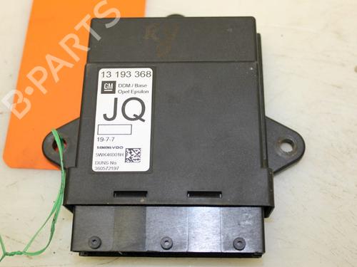 Used Electronic module OPEL SIGNUM Hatchback (Z03) 2.2 DTI (F48) (125 hp) 15796313