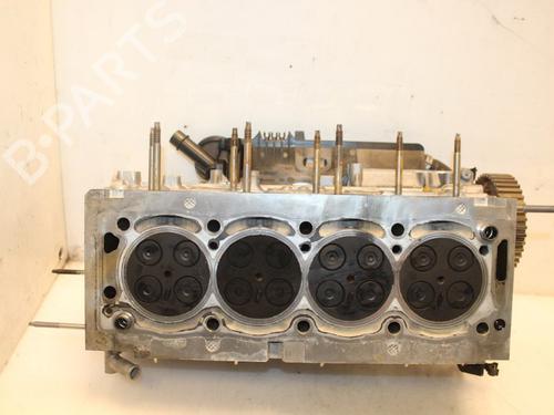 Used Cylinder head Cylinder head 15829506 15829506
