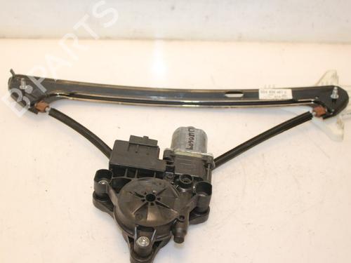 Used Rear left window mechanism VW GOLF VII (5G1, BQ1, BE1, BE2) 1.0 TSI (115 hp) 15330947