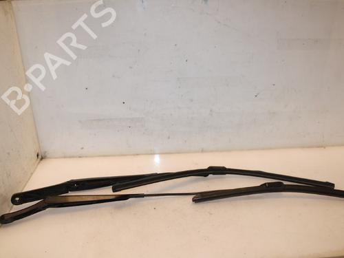 Used Front windshield wiper arm Front windshield wiper arm 15333221 15333221