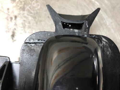 Used Front right exterior door handle Front right exterior door handle 37213752 37213752