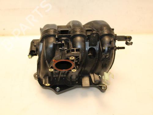 Used Intake manifold Intake manifold 15796483 15796483