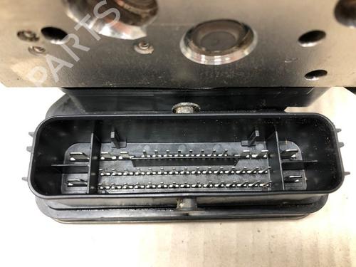 ABS pump PORSCHE TAYCAN (Y1A) GTS (Y1ADK1) | BP37209050M43 - Image 5