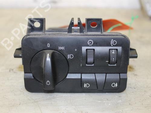 Used Headlight switch Headlight switch 15302868 15302868