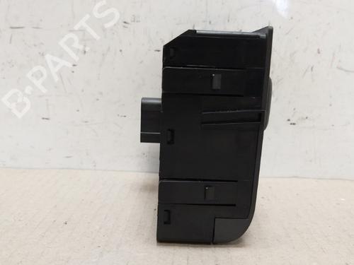 Headlight switch VOLVO V40 Estate (645) 1.8 | BP15532852I24 