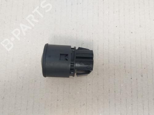Switch RENAULT MEGANE III Hatchback (BZ0/1_, B3_) 1.5 dCi (BZ0C) | BP21604085I30 