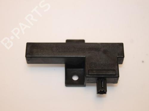 Used Antenna/Base Antenna/Base 15318090 15318090