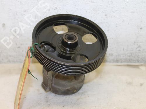 Used Steering pump RENAULT LAGUNA II Grandtour (KG0/1_) 1.9 dCi (KG0G) (120 hp) 15306148