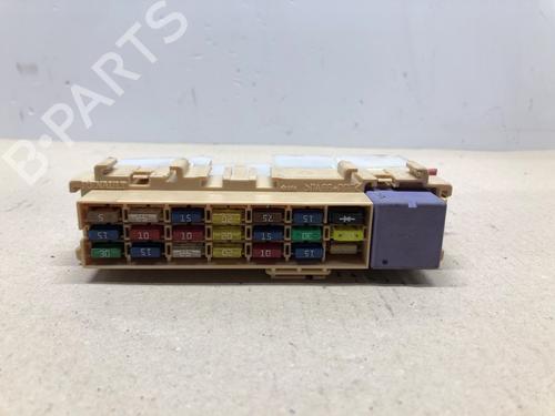 Used Fuse box Fuse box 16075679 16075679