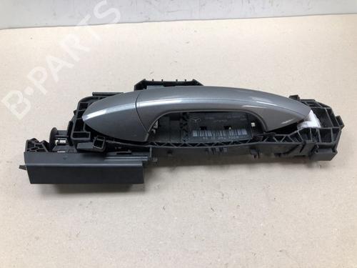 Used Rear left exterior door handle Rear left exterior door handle 37213984 37213984