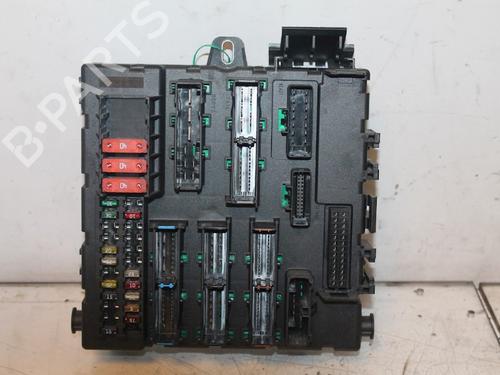 Used Fuse box OPEL VECTRA C Estate (Z02) 2.2 DTI (F35) (125 hp) 15307219