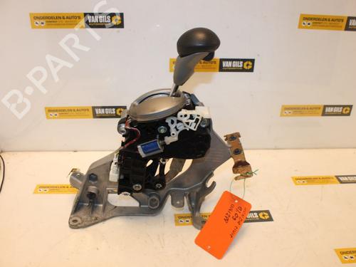 Used Gear lever HONDA CIVIC VIII Saloon (FD, FA) 1.3 IMA (FA3, FD3) (95 hp) 15310198