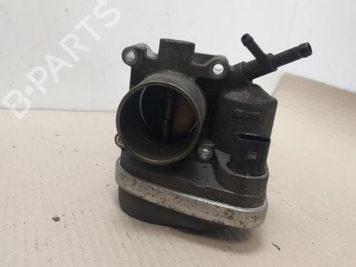 Used Throttle body Throttle body 15532042 15532042