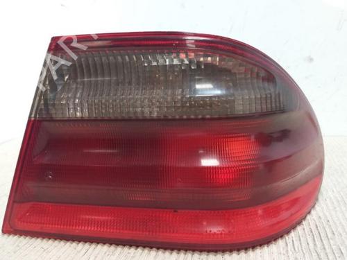 Used Right taillight MERCEDES-BENZ E-CLASS (W210) E 220 CDI (210.006) (143 hp) 16184673