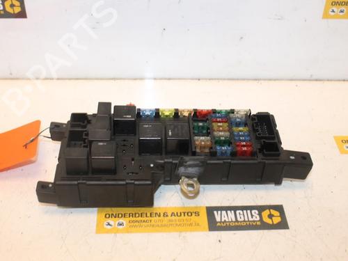 Used Fuse box Fuse box 15312366 15312366