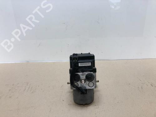 Used ABS pump SUBARU IMPREZA Estate (GG) 1.6 AWD (95 hp) 15537236
