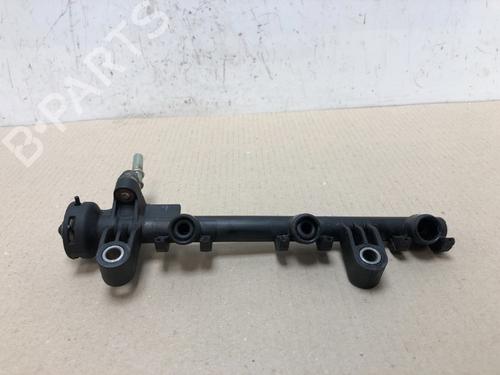 Used Injection rail Injection rail 15536920 15536920