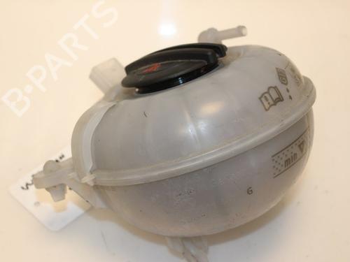 Used Expansion tank VW TOURAN (5T1) 1.6 TDI (110 hp) 15323272