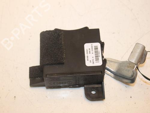 Used Electronic module PEUGEOT 107 (PM_, PN_) 1.0 (68 hp) 15316421