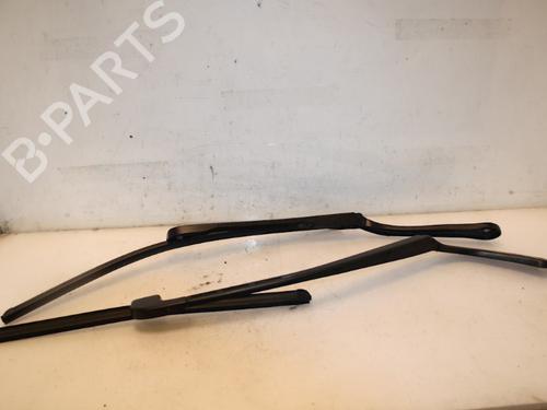 Front windshield wiper arm BMW 3 (E90) 320 i | BP15335795C143 