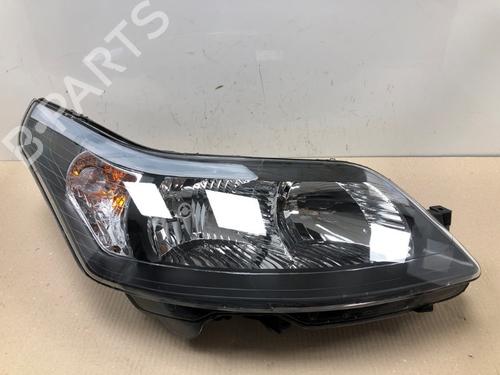 Used Right headlight Right headlight 37211518 37211518