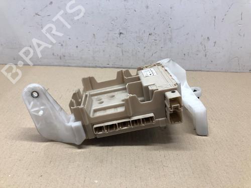 Used Fuse box PEUGEOT 108 1.0 VTi 72 (72 hp) 22768611