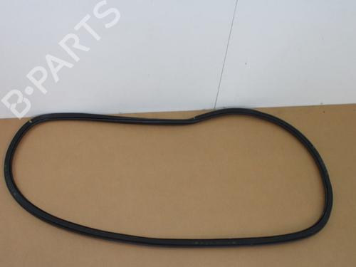 Used Rubber door seal AUDI A3 Sportback (8VA, 8VF) 1.4 TFSI e-tron (204 hp) 15331171