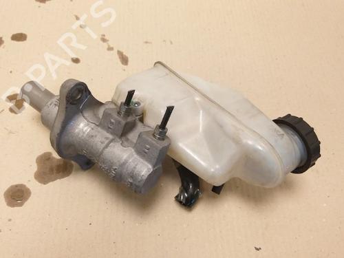 Used Brake master cylinder Brake master cylinder 21819448 21819448