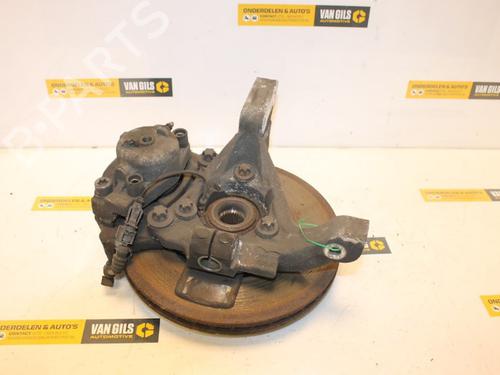 Right front steering knuckle OPEL COMMODORE C (14_, 19_) 2.5 S (115 hp) 15310242