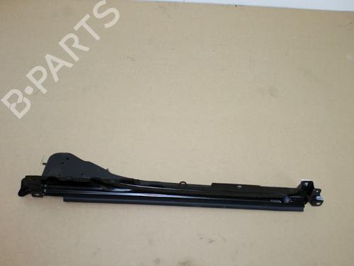 other-vw-golf-vii-5g1-bq1-be1-be2-20-r-4motion-7n0843851g-2012-2013-2014-2015-2016-2017-2018-2019-2020-2021-15314540 main image