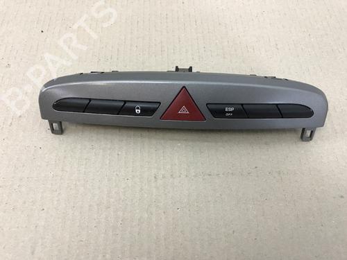 Used Warning switch PEUGEOT 308 I (4A_, 4C_) 1.6 16V (120 hp) 21604039