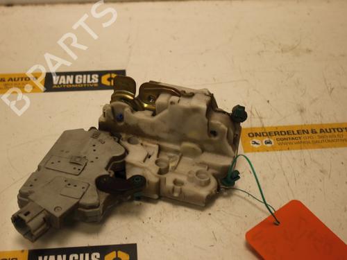 Used Front right lock NISSAN PRIMERA Hatchback (P11) 2.0 TD (90 hp) 15310732