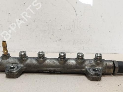 Used Injection rail Injection rail 15532625 15532625
