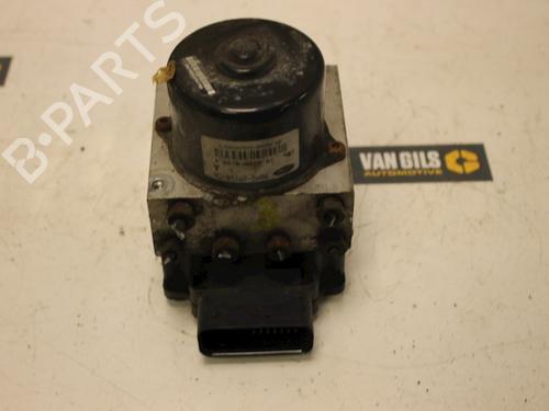 Used ABS pump FORD FOCUS I (DAW, DBW) 1.6 16V (100 hp) 15311781