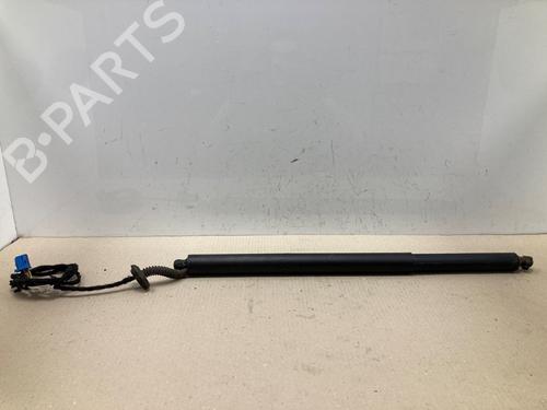 tailgate-lift-support-mercedes-benz-b-class-sports-tourer-w247-2018-37204218 main image
