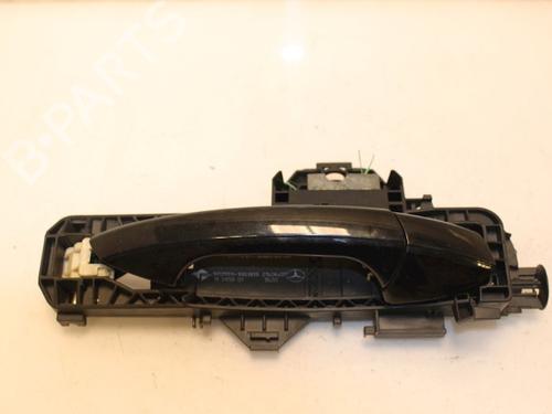 Used Front right exterior door handle MERCEDES-BENZ C-CLASS (W204) C 220 CDI (204.008) (170 hp) 15328322