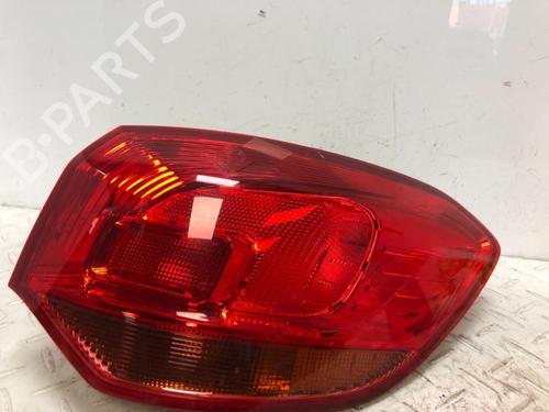 Used Right taillight Right taillight 37208044 37208044