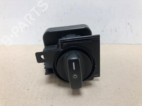 Used Headlight switch MERCEDES-BENZ A-CLASS (W169) A 200 (169.033, 169.333) (136 hp) 17184974