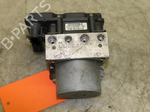 Used ABS pump CITROËN C4 I (LC_) 1.6 16V (109 hp) 15303231