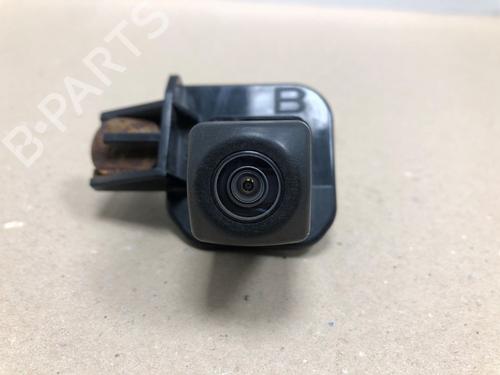 camera-toyota-c-hr-_x1_-2016-37207700 main image