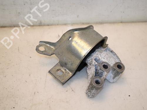 Used Engine mount FIAT 500 (312_) 1.2 (312AXA1A) (69 hp) 15335594