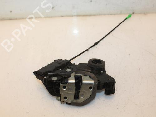 Used Front right lock TOYOTA YARIS (_P9_) 1.3 VVT-i (SCP90_, SCP90R) (87 hp) 15329240