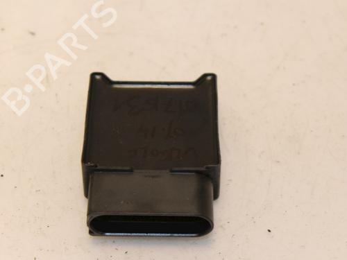 Used Fuel ECU VW GOLF VII (5G1, BQ1, BE1, BE2) 1.2 TSI (110 hp) 15327105