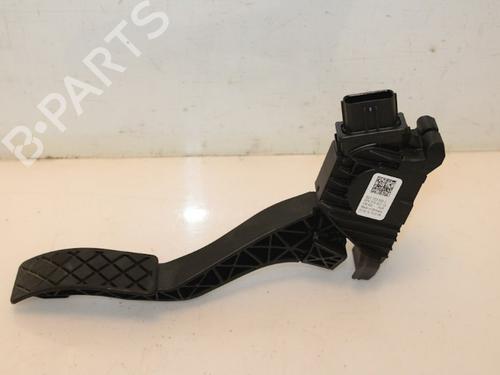 Used Pedal VW TOURAN (5T1) 2.0 TDI (190 hp) 15324859