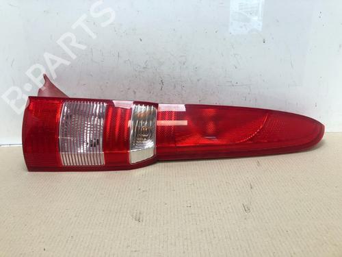 Used Right taillight Right taillight 15536368 15536368