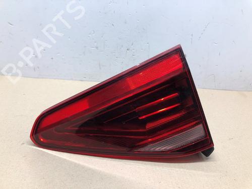 right-taillight-vw-touran-5t1-2015-37210106 main image
